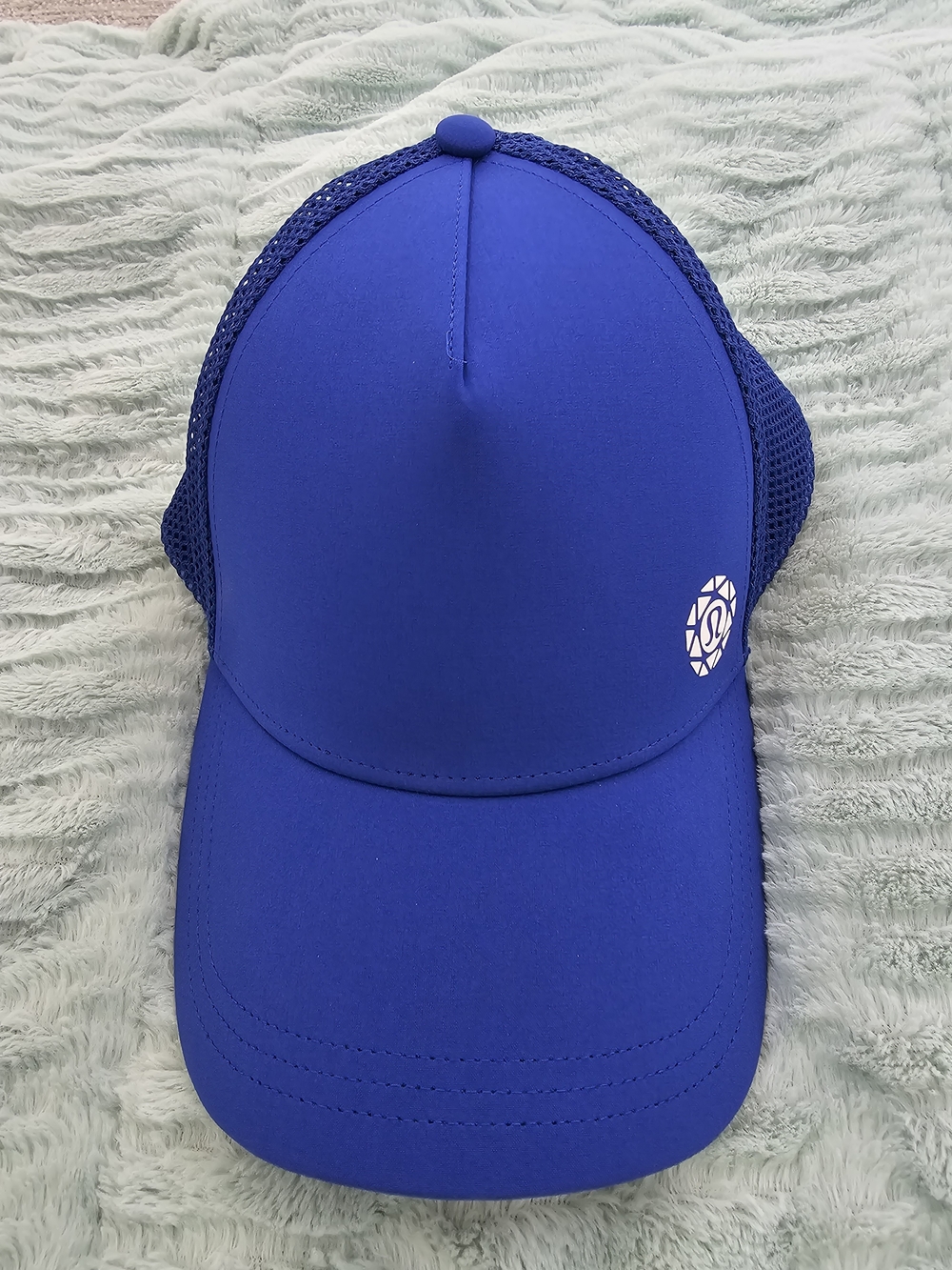 2019 LULULEMON SEAWHEEZE LIMITED EDITION HAT